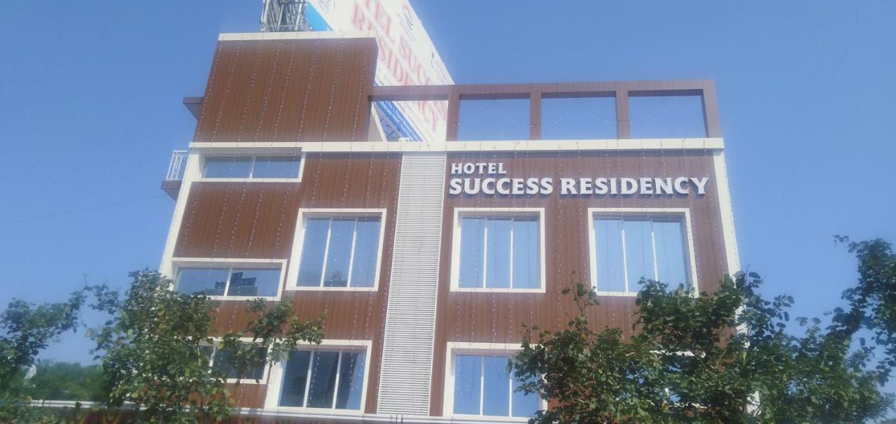 Hotel Success Residency Navi Mumbai Ngoại thất bức ảnh